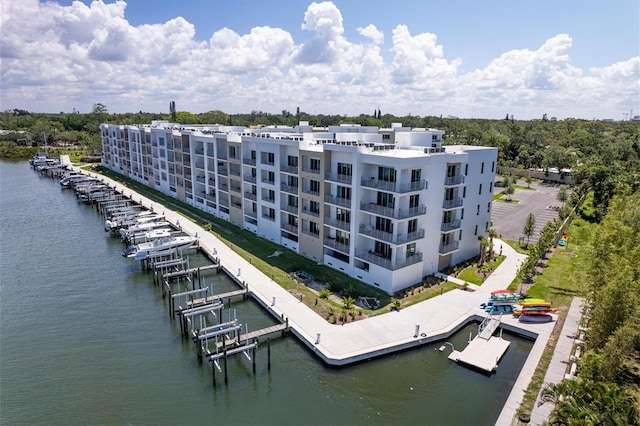 bird's eye view with a water view