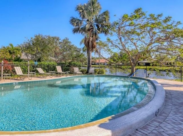 pool with fence