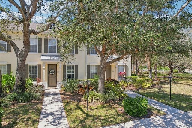 view of front of house with stucco siding