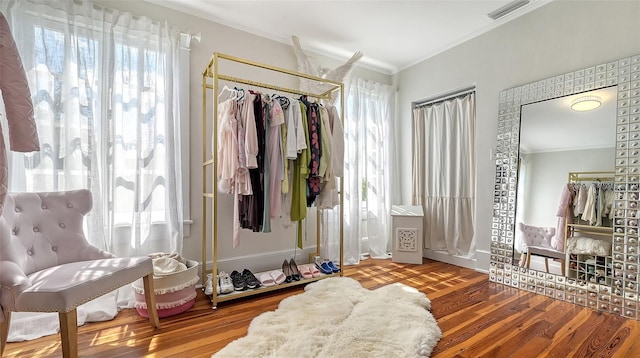 7715 Westmoreland Dr, Sarasota, FL 34243 - interior space featuring visible vents
