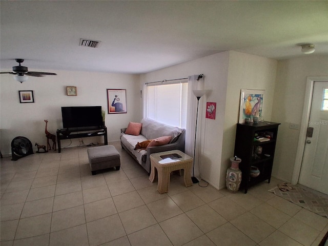 3013 Yarmouth Dr W, Bradenton, FL 34205 - living area featuring light tile patterned floors and a ceiling fan
