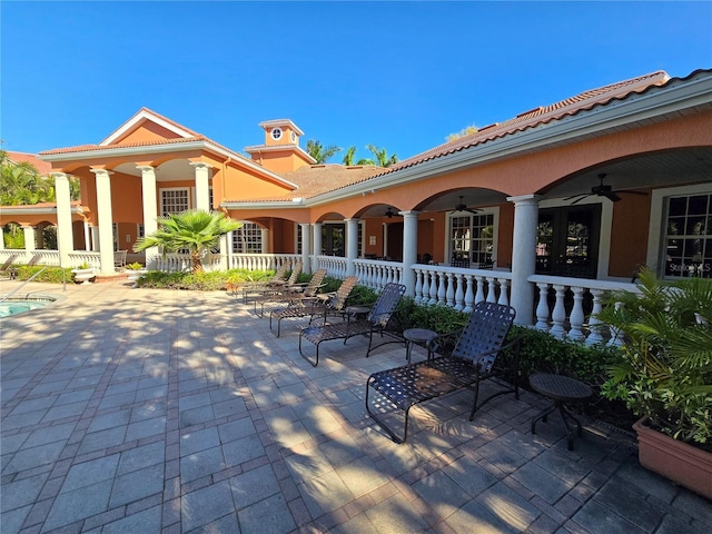 view of patio with a ceiling fan