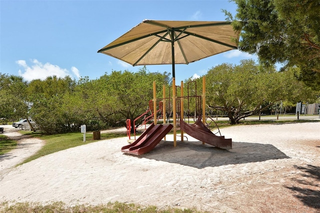 8779 Midnight Pass Rd Unit 406H, Sarasota, FL 34242 - view of community play area