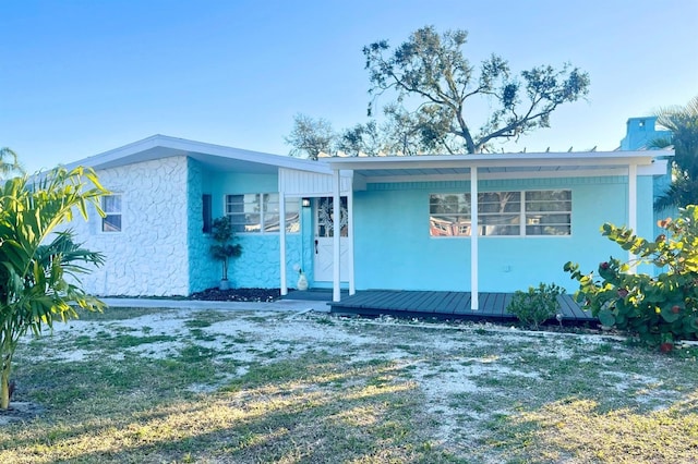 view of front of house with stucco siding