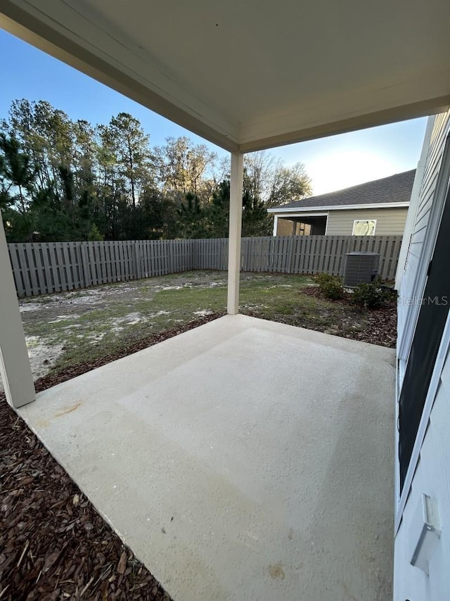 13633 NW 14th Pl, Newberry, FL 32669 - view of patio with a fenced backyard