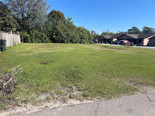 Listing photo 2 for Buccaneer Dr, Lakeland FL 33801