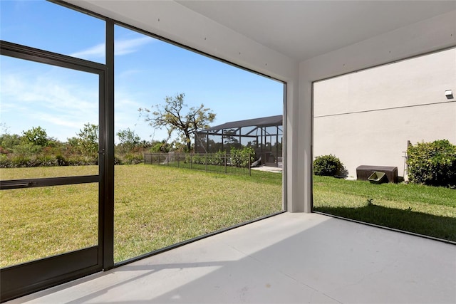 unfurnished sunroom with a healthy amount of sunlight