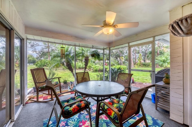 5614 Garden Lakes Dr, Bradenton, FL 34203 - sunroom with ceiling fan