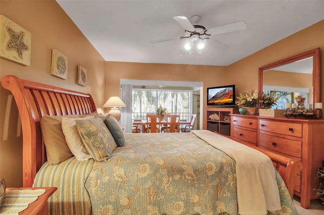 bedroom featuring ceiling fan