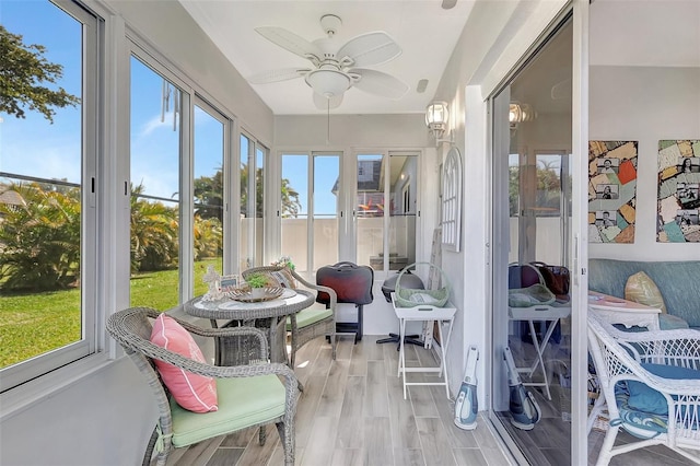 3807 41st Street Ct W Unit 52, Bradenton, FL 34205 - sunroom / solarium featuring ceiling fan