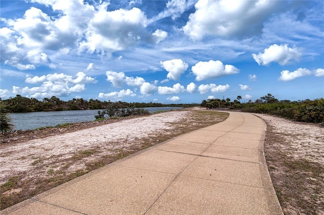 800 Everest Rd, Venice, FL 34293 - surrounding community featuring a water view