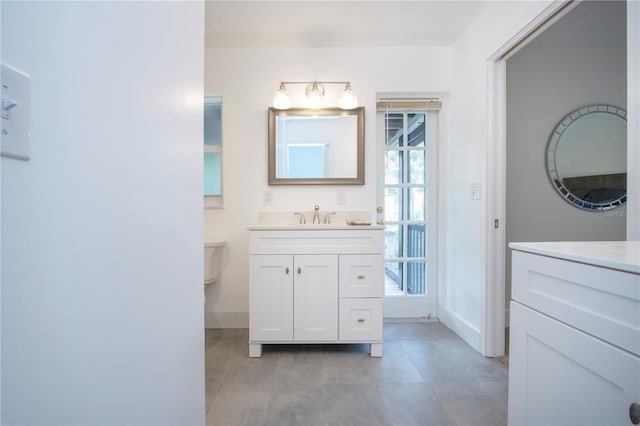 800 Everest Rd, Venice, FL 34293 - bathroom with vanity