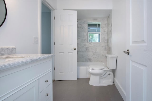 800 Everest Rd, Venice, FL 34293 - full bath with tile patterned floors, toilet, vanity, baseboards, and tub / shower combination