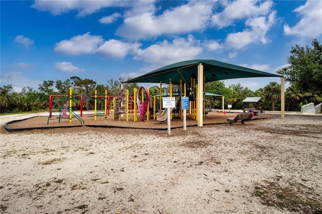 800 Everest Rd, Venice, FL 34293 - view of community playground