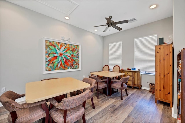 1290 Cielo Ct, North Venice, FL 34275 - dining room featuring a ceiling fan, light wood finished floors, recessed lighting, and baseboards