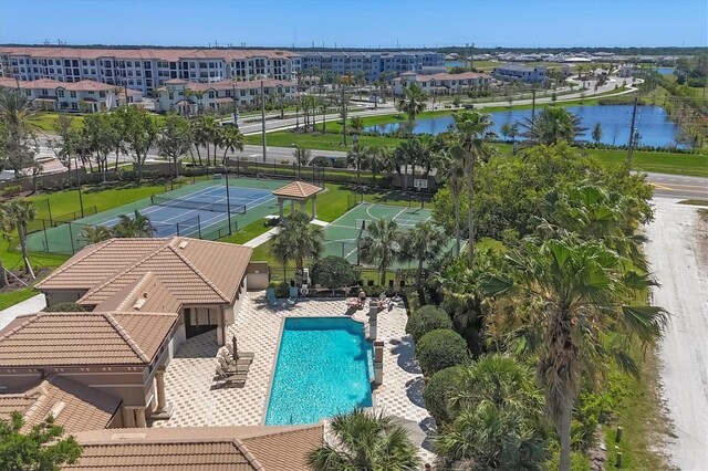 1290 Cielo Ct, North Venice, FL 34275 - bird's eye view of a pool and a large body of water
