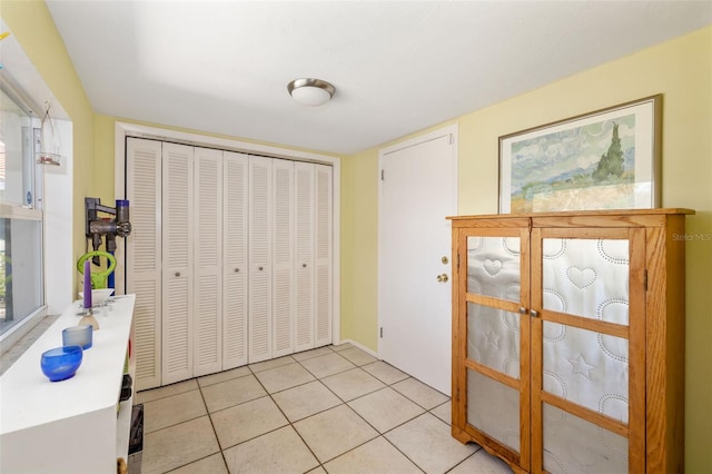 foyer with light tile patterned flooring