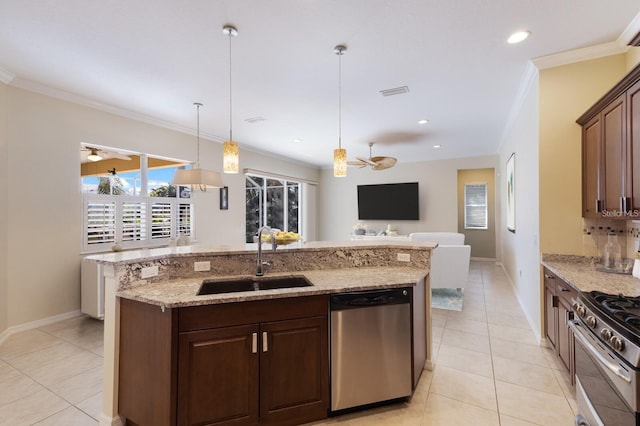 8861 17th Avenue Cir NW, Bradenton, FL 34209 - photo 12
