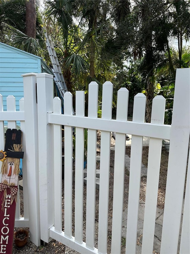 details with fence
