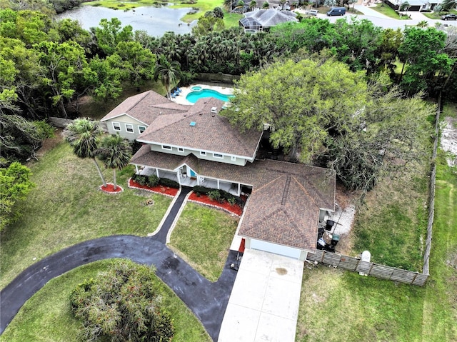 bird's eye view featuring a water view