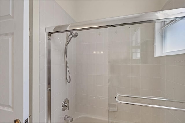 full bath featuring washtub / shower combination