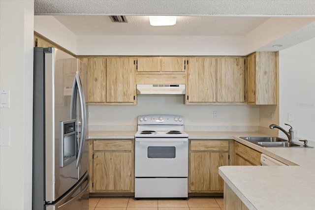 kitchen featuring stainless steel fridge with ice dispenser, under cabinet range hood, light brown cabinetry, electric range, and a sink