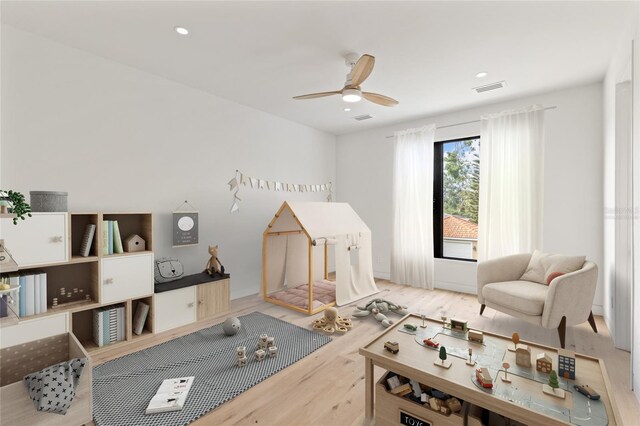 1716 9th St, Sarasota, FL 34236 - rec room featuring recessed lighting, ceiling fan, visible vents, and wood finished floors