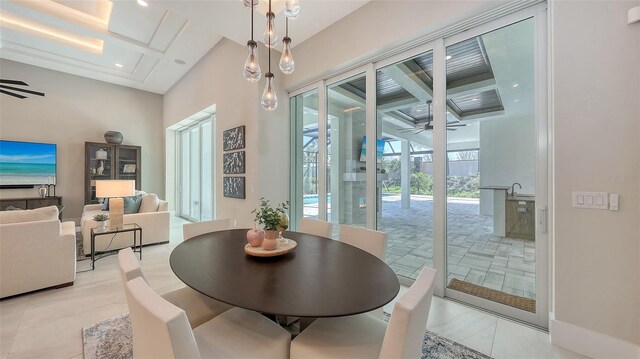 dining space featuring recessed lighting and a ceiling fan