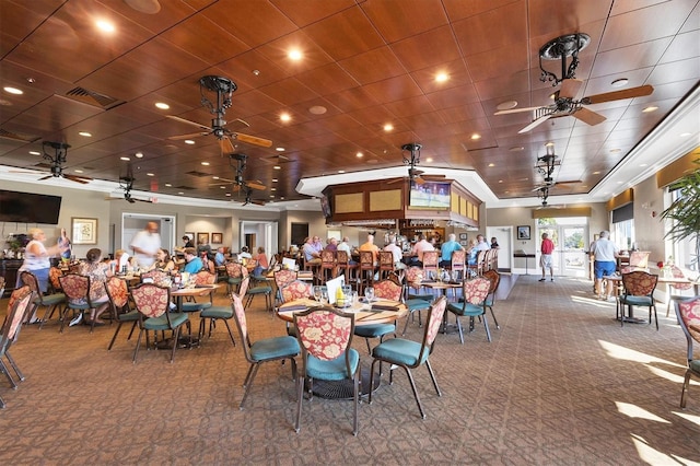 dining space featuring recessed lighting, visible vents, and carpet flooring