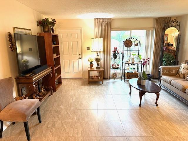 2678 Rock Creek Dr, Port Charlotte, FL 33948 - view of tiled living area