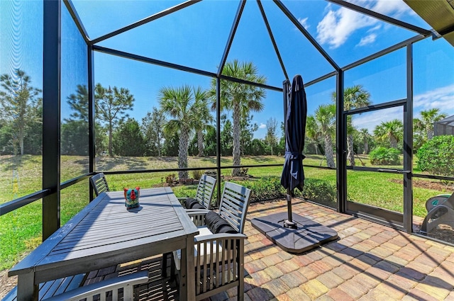 view of sunroom / solarium