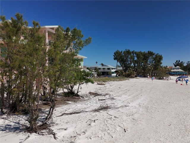 103 Elm Ave, Anna Maria, FL 34216