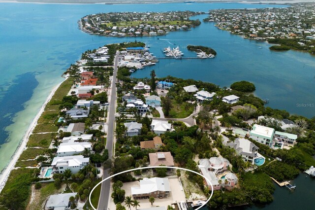 bird's eye view featuring a water view