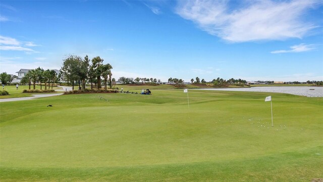 view of home's community featuring view of golf course