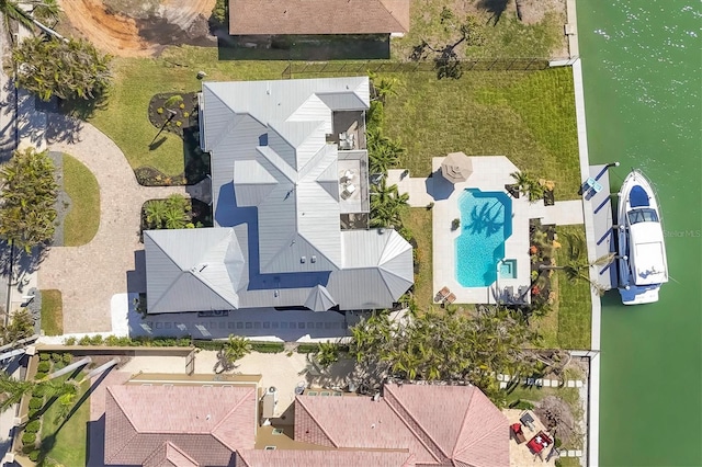 810 Siesta Dr, Sarasota, FL 34242 - drone / aerial view of a pool and a large body of water