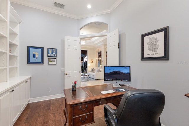 office area with dark wood-style floors, baseboards, visible vents, recessed lighting, and ornamental molding