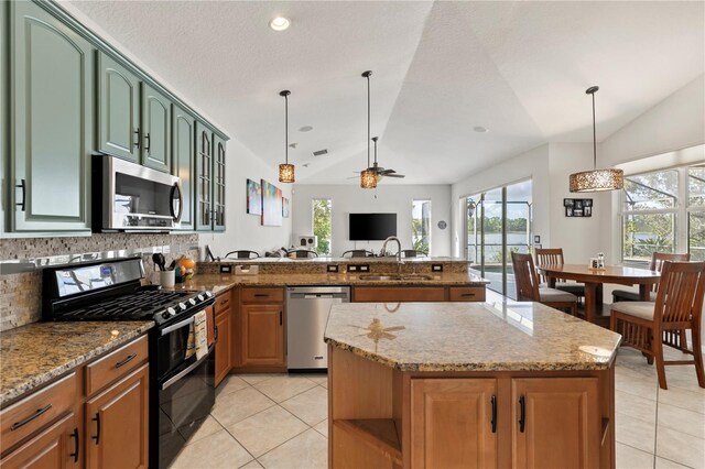 12420 Aster Ave, Bradenton, FL 34212 - photo 34