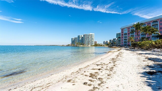 water view with a view of city and a beach view