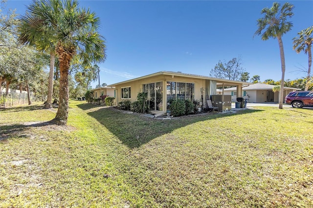 view of front of house featuring a front yard