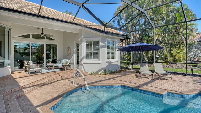 7340 Barclay Ct, University Park, FL 34201 - outdoor pool featuring a patio, an outdoor living space, ceiling fan, and a lanai