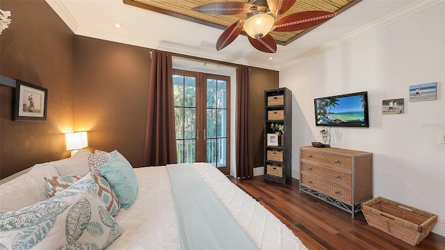 bedroom featuring ornamental molding, a ceiling fan, wood finished floors, recessed lighting, and french doors