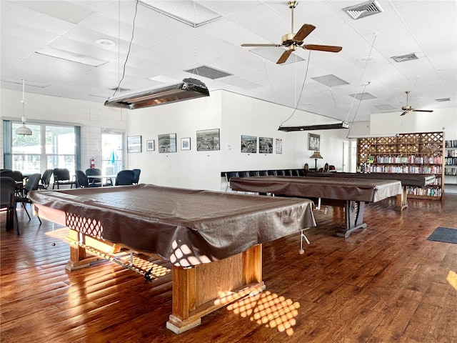 recreation room with visible vents, wood finished floors, and billiards