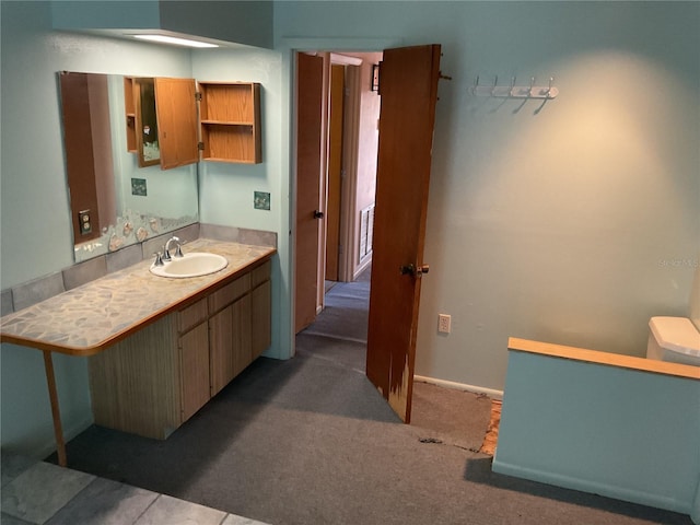 bathroom with visible vents and vanity