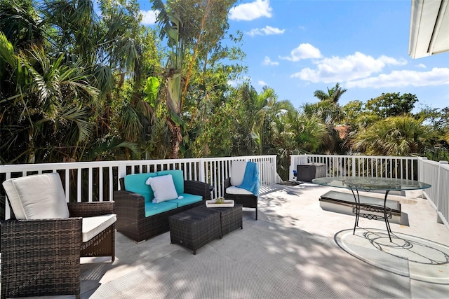 view of patio featuring outdoor lounge area