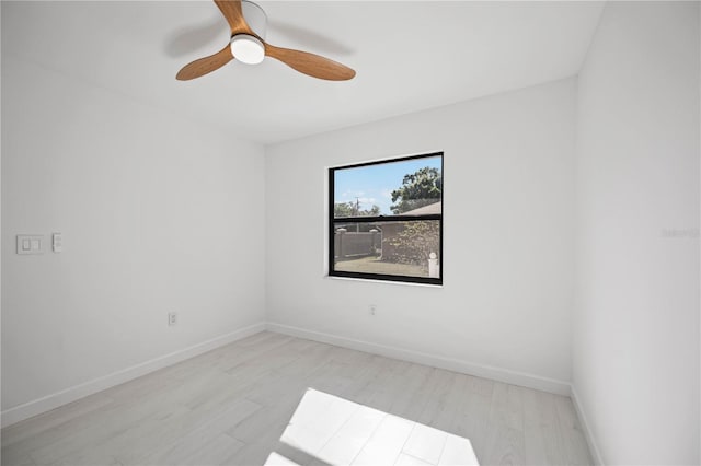 4444 Robin Hood Trl W, Sarasota, FL 34232 - photo 28