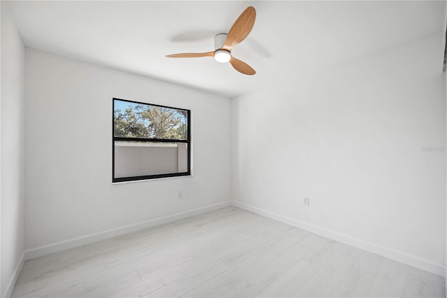 4444 Robin Hood Trl W, Sarasota, FL 34232 - photo 31