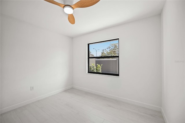 4444 Robin Hood Trl W, Sarasota, FL 34232 - photo 32