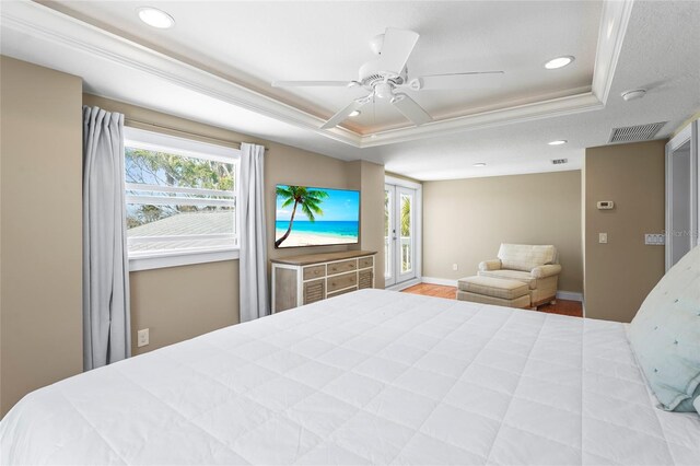 111 Faubel St, Sarasota, FL 34242 - bedroom featuring a tray ceiling, crown molding, recessed lighting, visible vents, and a ceiling fan