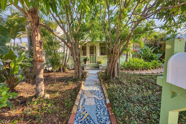 view of front of property