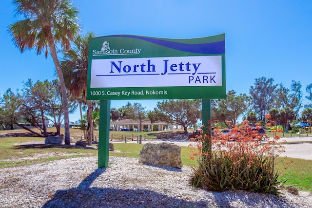 2439 Sonoma Dr W, Nokomis, FL 34275 - exterior view